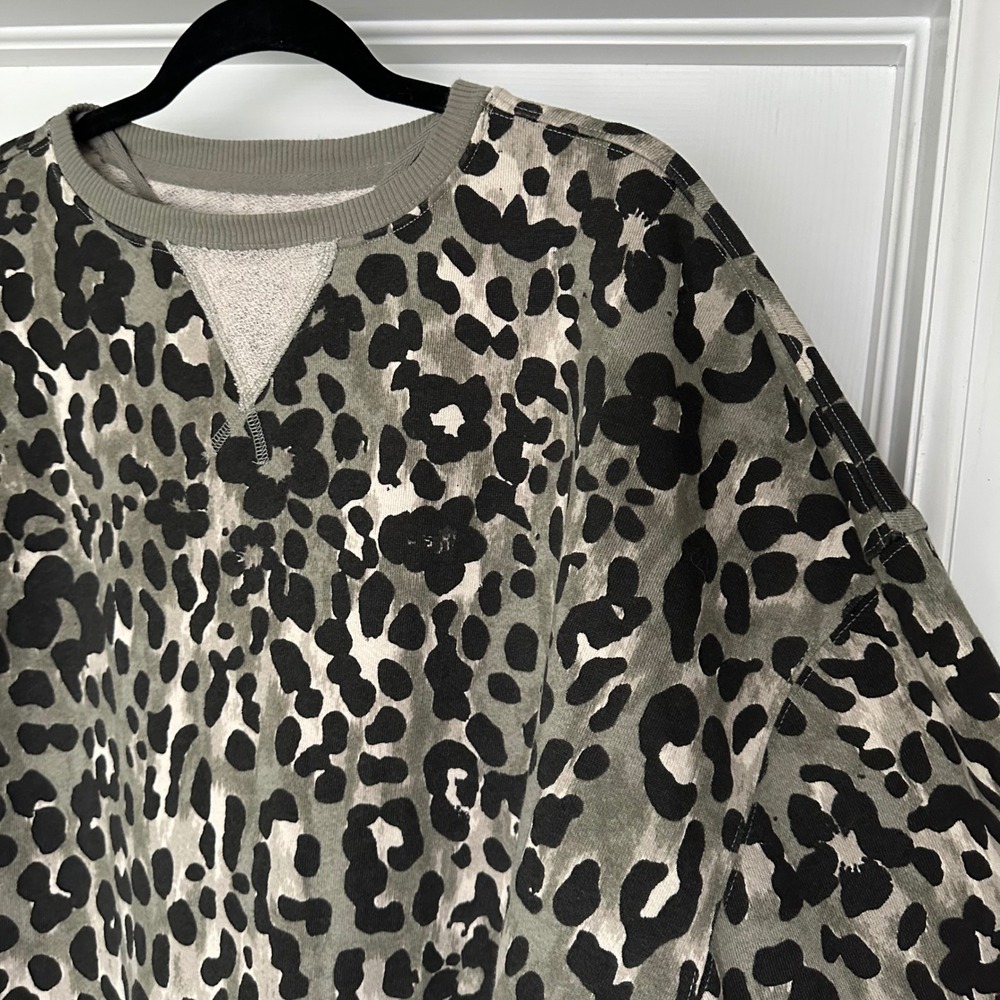 Free People We The Free Classic Printed Oversized Crewneck/Floral Cheetah Small - Picture 8 of 14